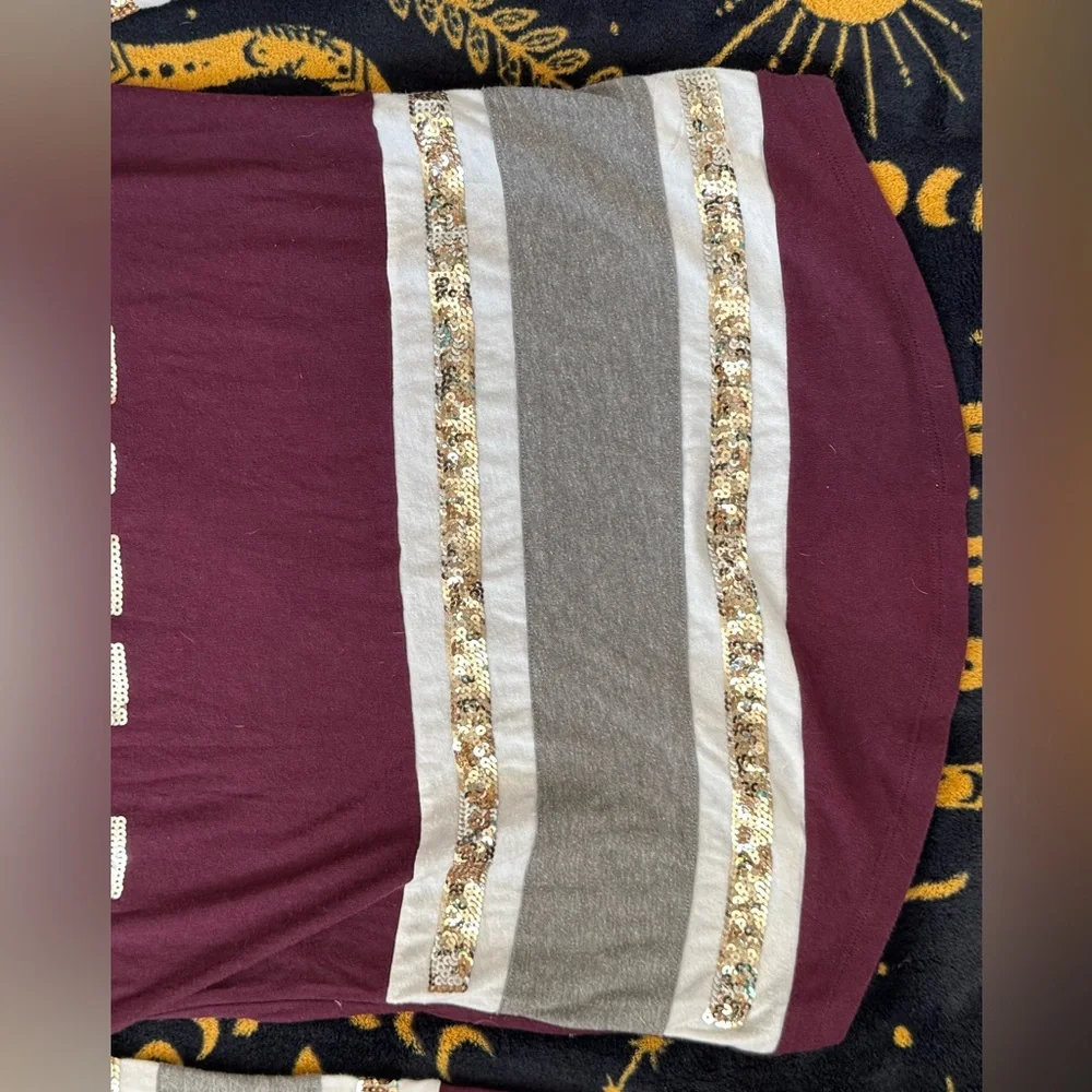 VS pink varsity maroon sequin top - Picture 3 of 5